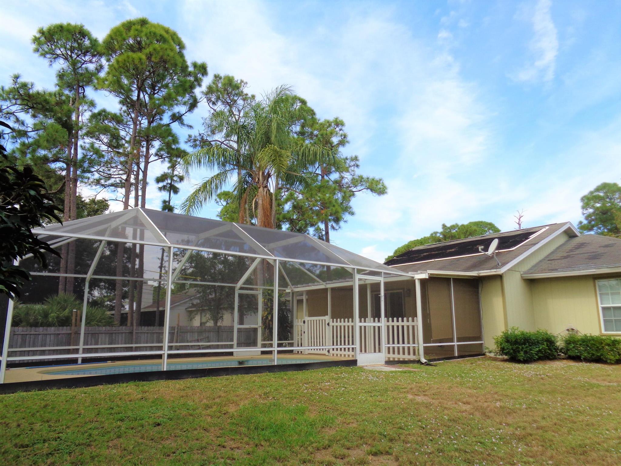 VERO BEACH HIGHLANDS UNIT - Residential Lease