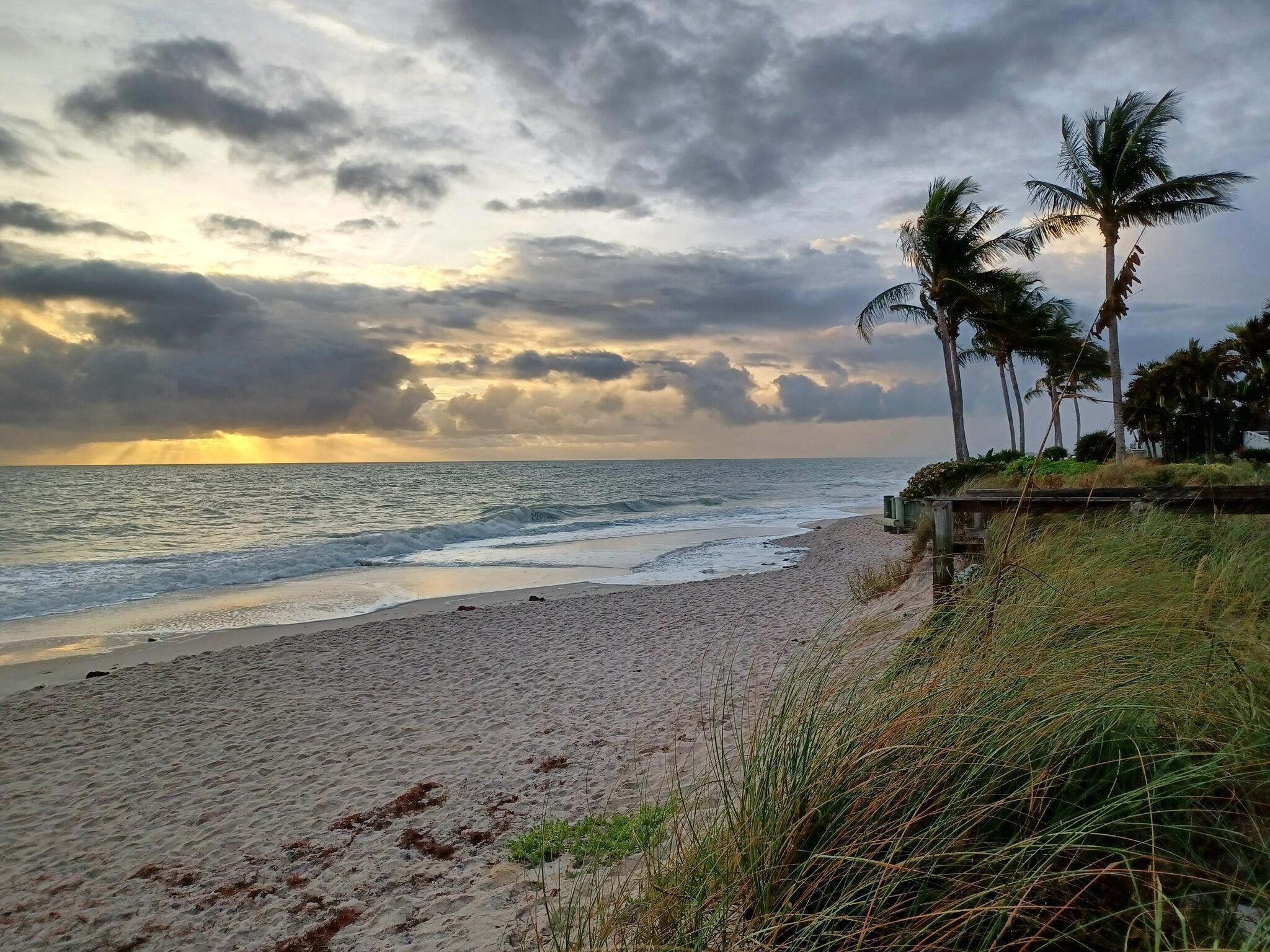 VERO BEACH HIGHLANDS UNIT - Residential Lease