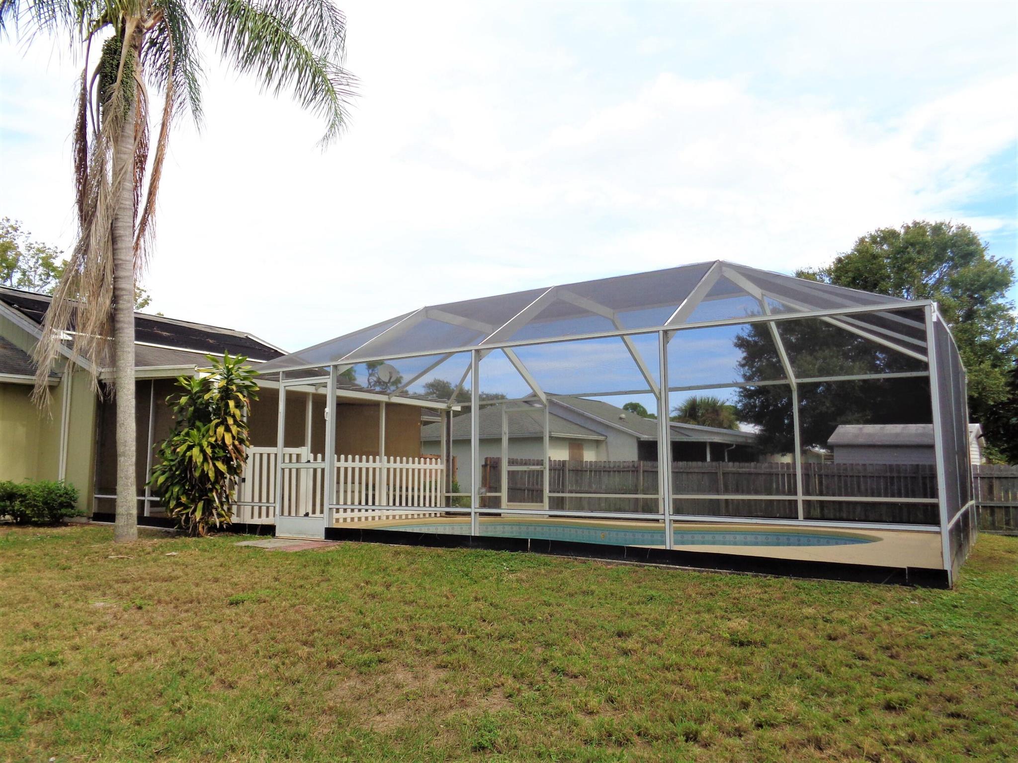 VERO BEACH HIGHLANDS UNIT - Residential Lease