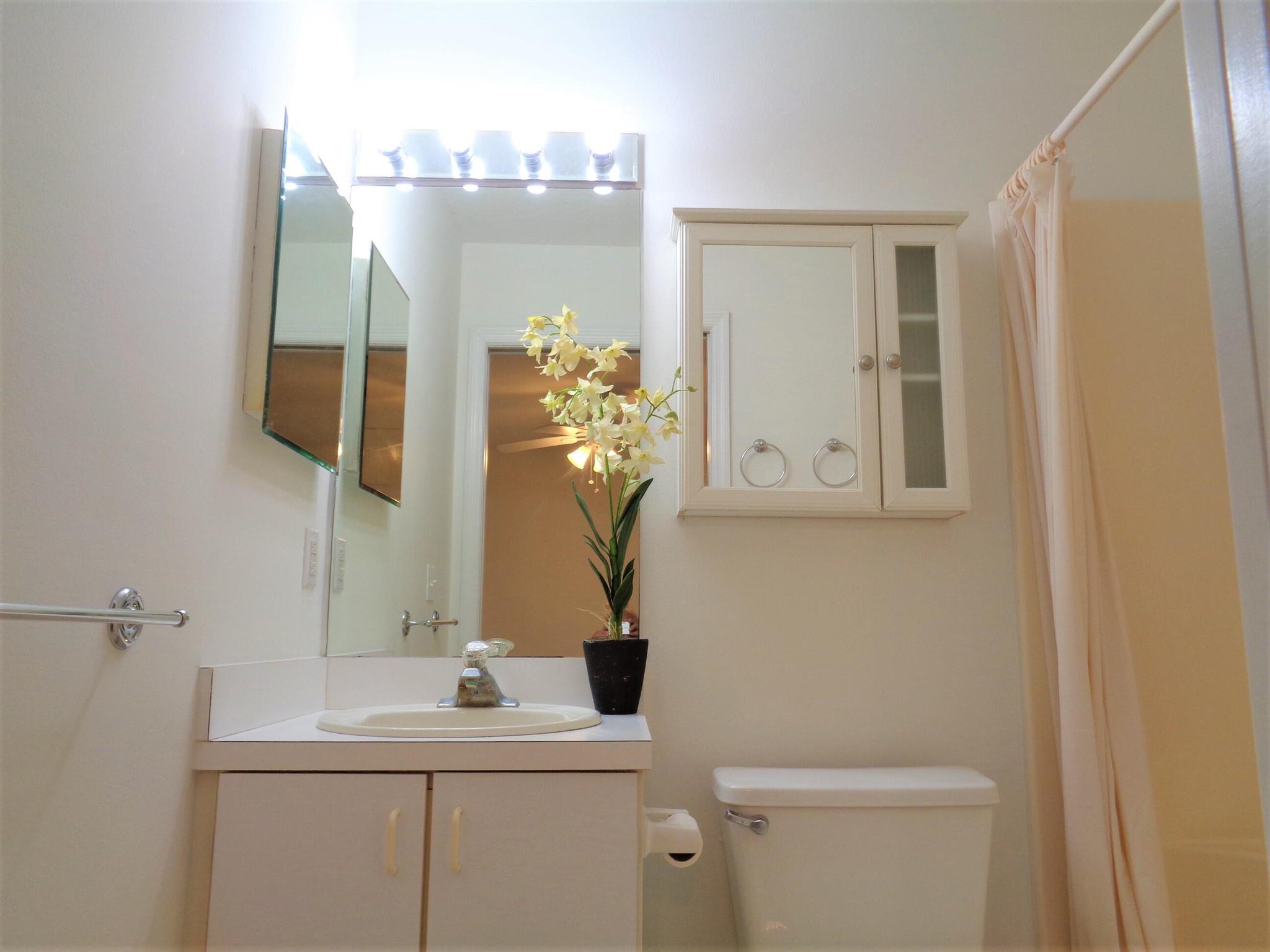 VERO BEACH HIGHLANDS UNIT - Residential Lease