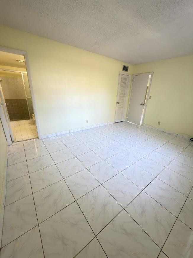 Sandalfoot Squire Condo - Residential Lease