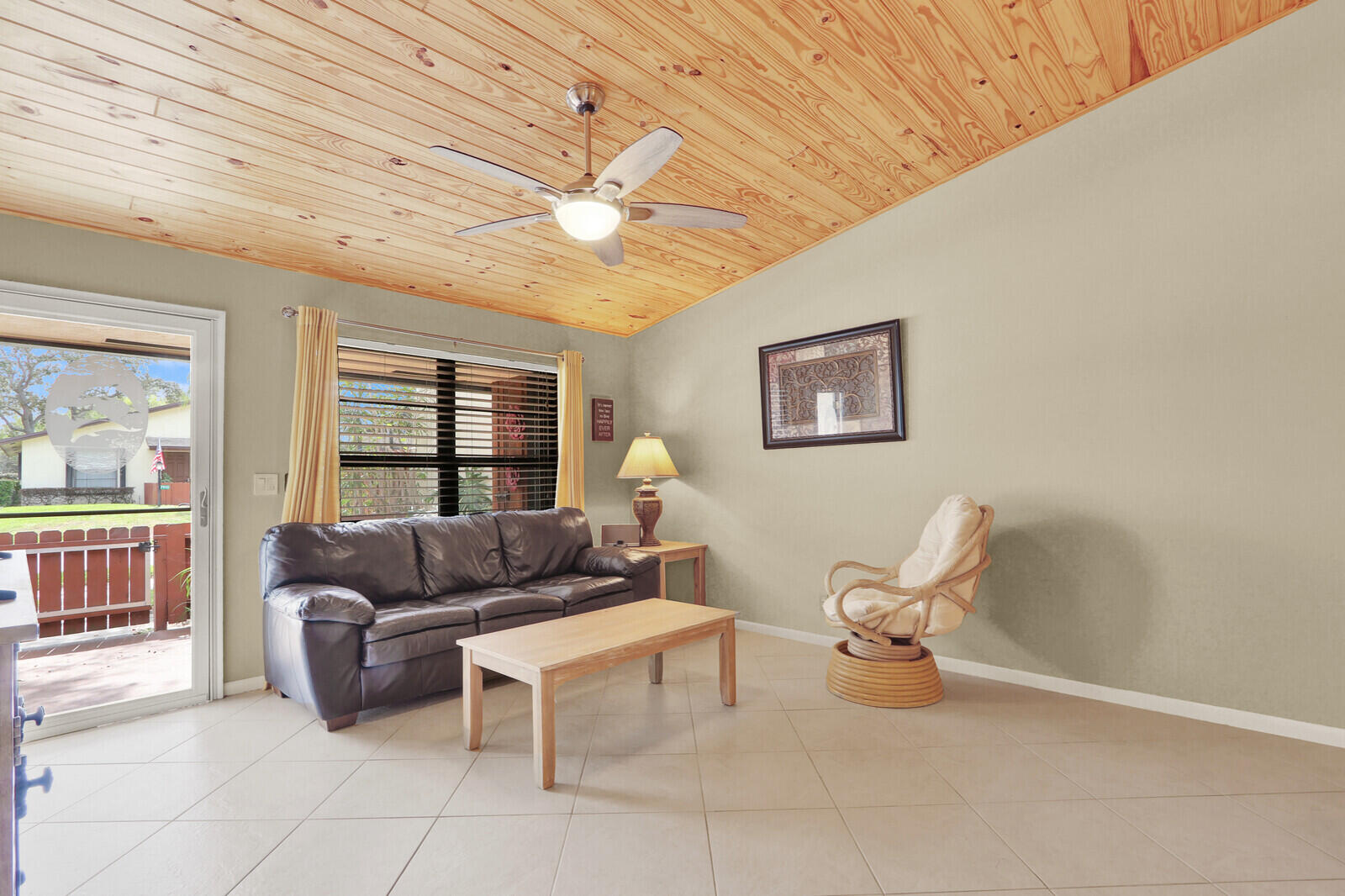 7909 SE Villa Circle