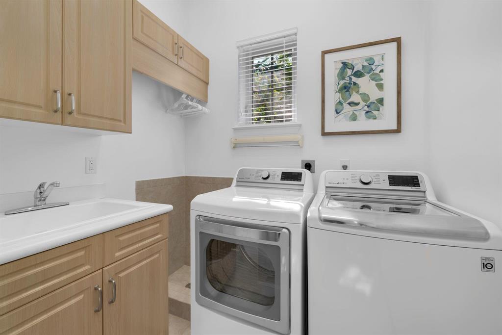 SEABREEZE ISLES - Residential