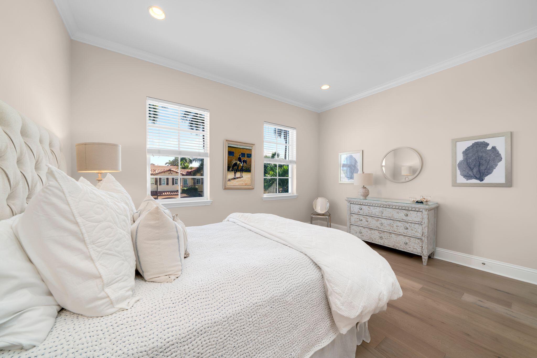 SEABREEZE ISLES - Residential