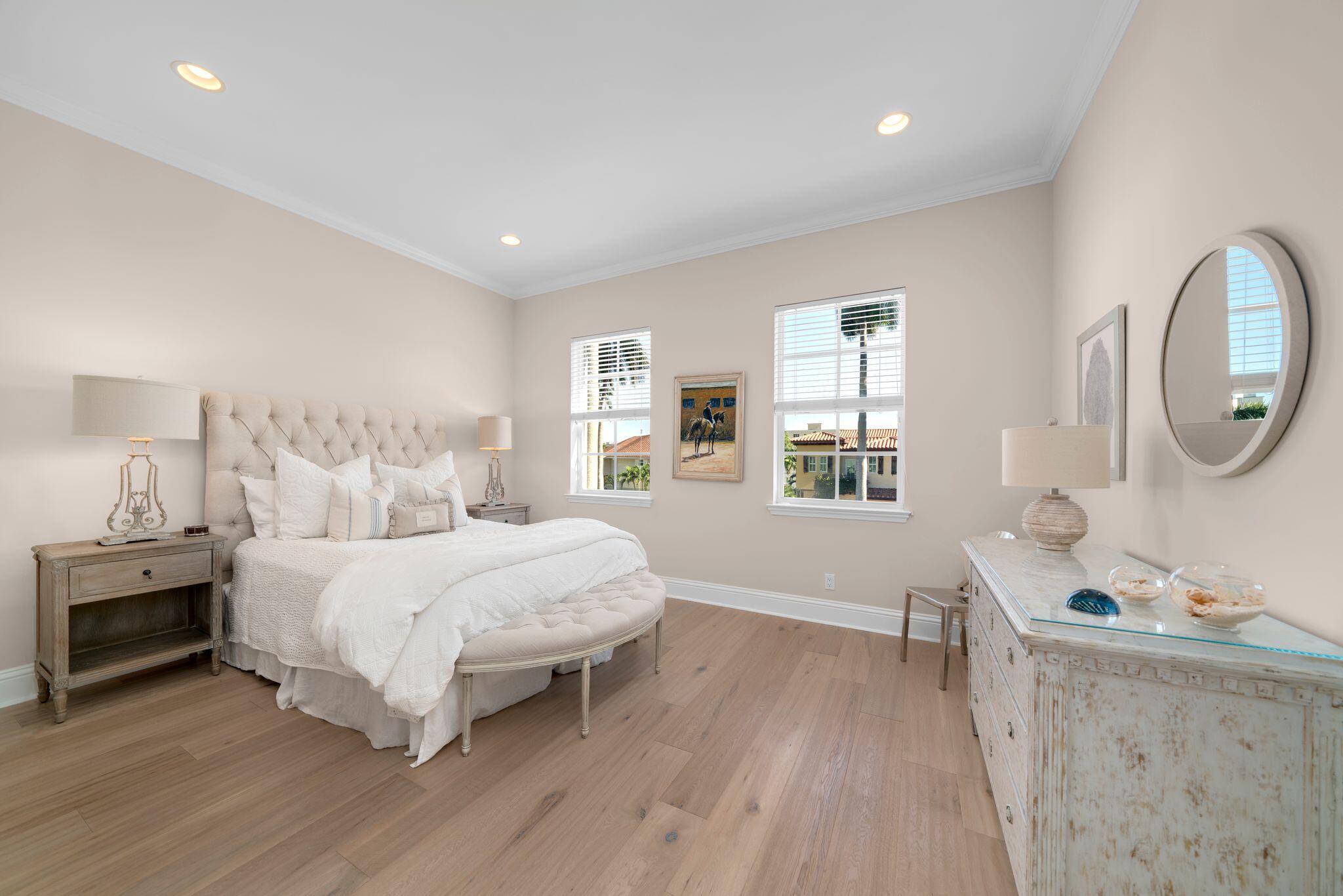 SEABREEZE ISLES - Residential