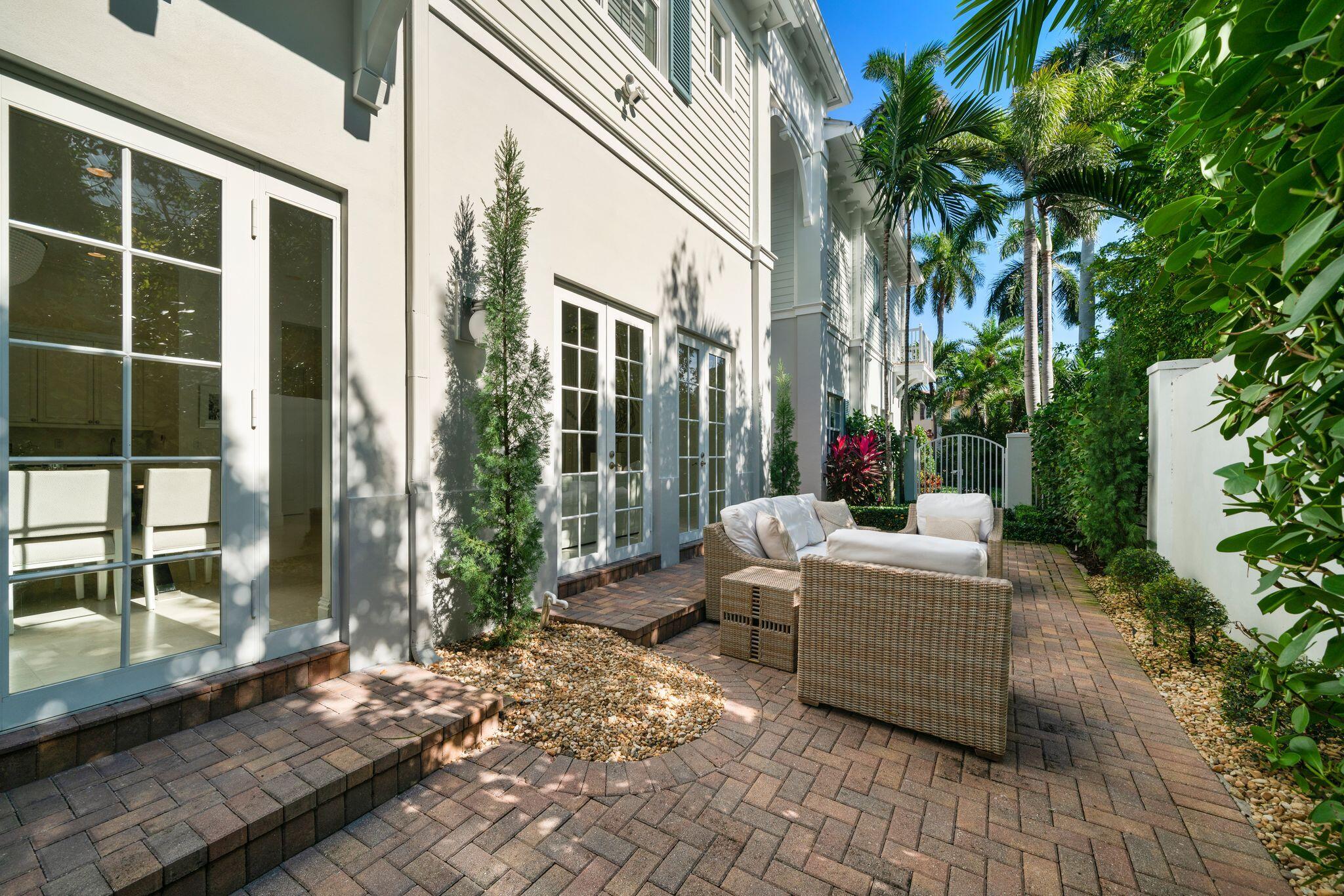 SEABREEZE ISLES - Residential