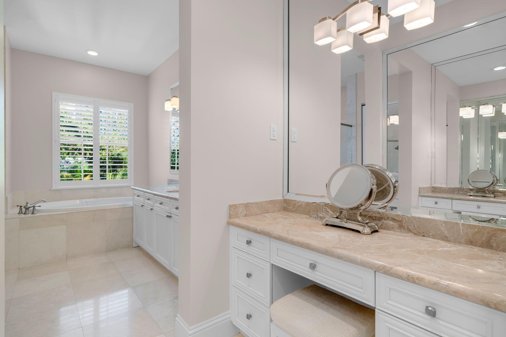 SEABREEZE ISLES - Residential