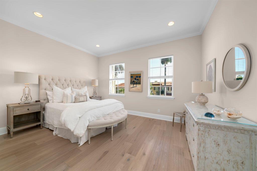 SEABREEZE ISLES - Residential