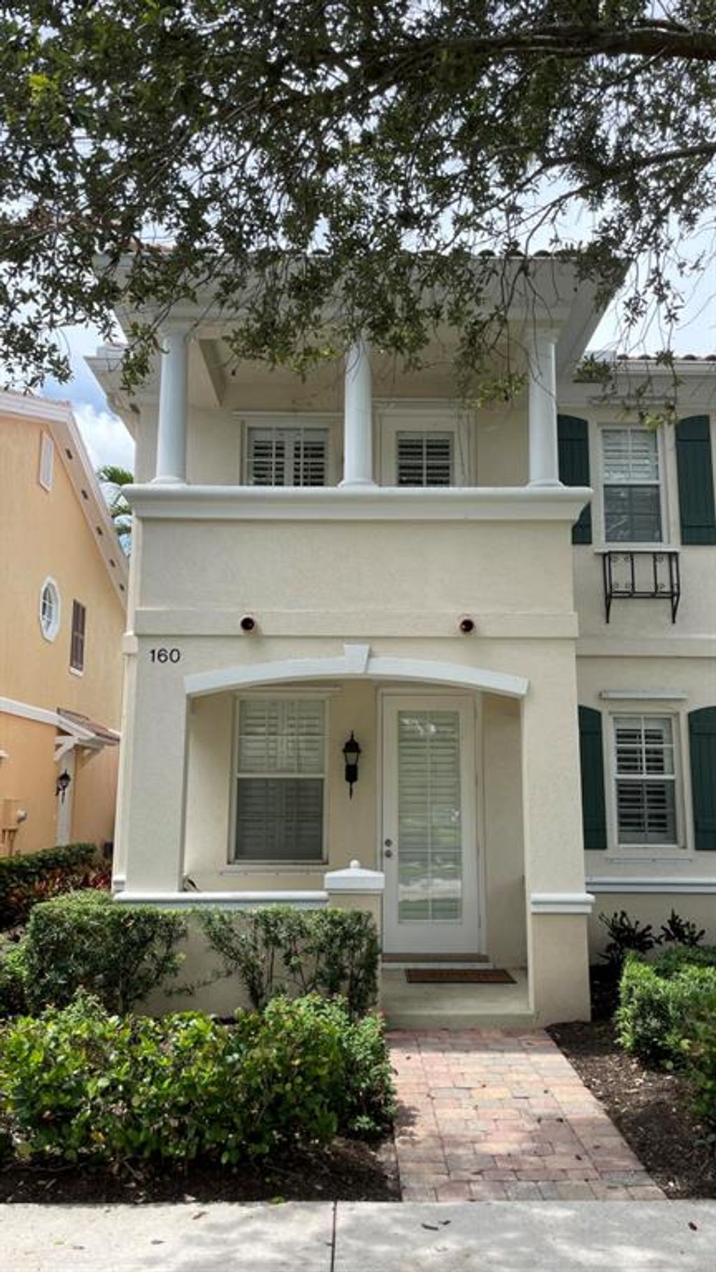 Photo of 160 Soriano Drive, Jupiter, FL 33458 (MLS # R10898317)