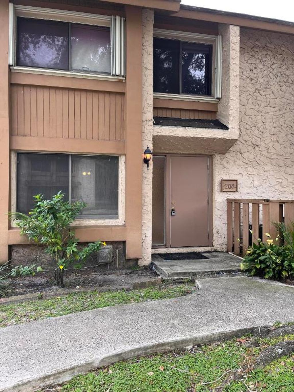 Photo of 208 Wimbledon Lake Drive #208, Plantation, FL 33324 (MLS # R11152840)