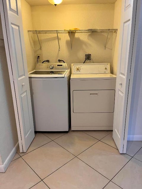 Tiny photo for 208 Wimbledon Lake Drive #208, Plantation, FL 33324 (MLS # R11152840)