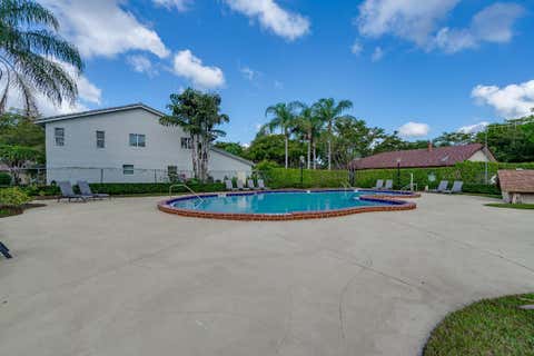 Tiny photo for 208 Wimbledon Lake Drive #208, Plantation, FL 33324 (MLS # R11152840)