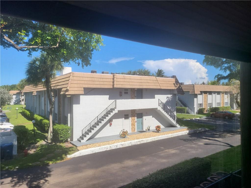 FOREST HILLS NORTH - Residential