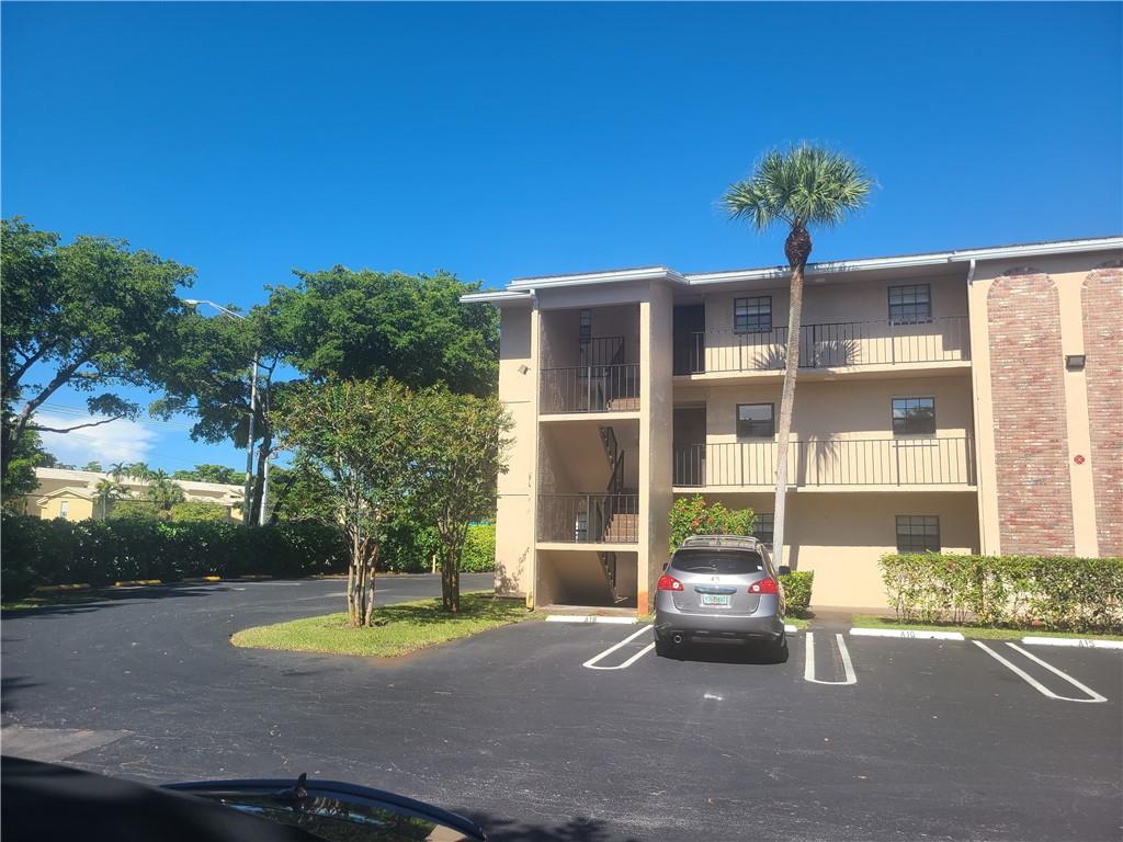 FOREST HILLS NORTH - Residential