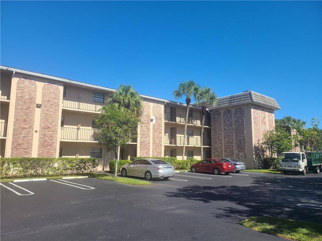 FOREST HILLS NORTH - Residential