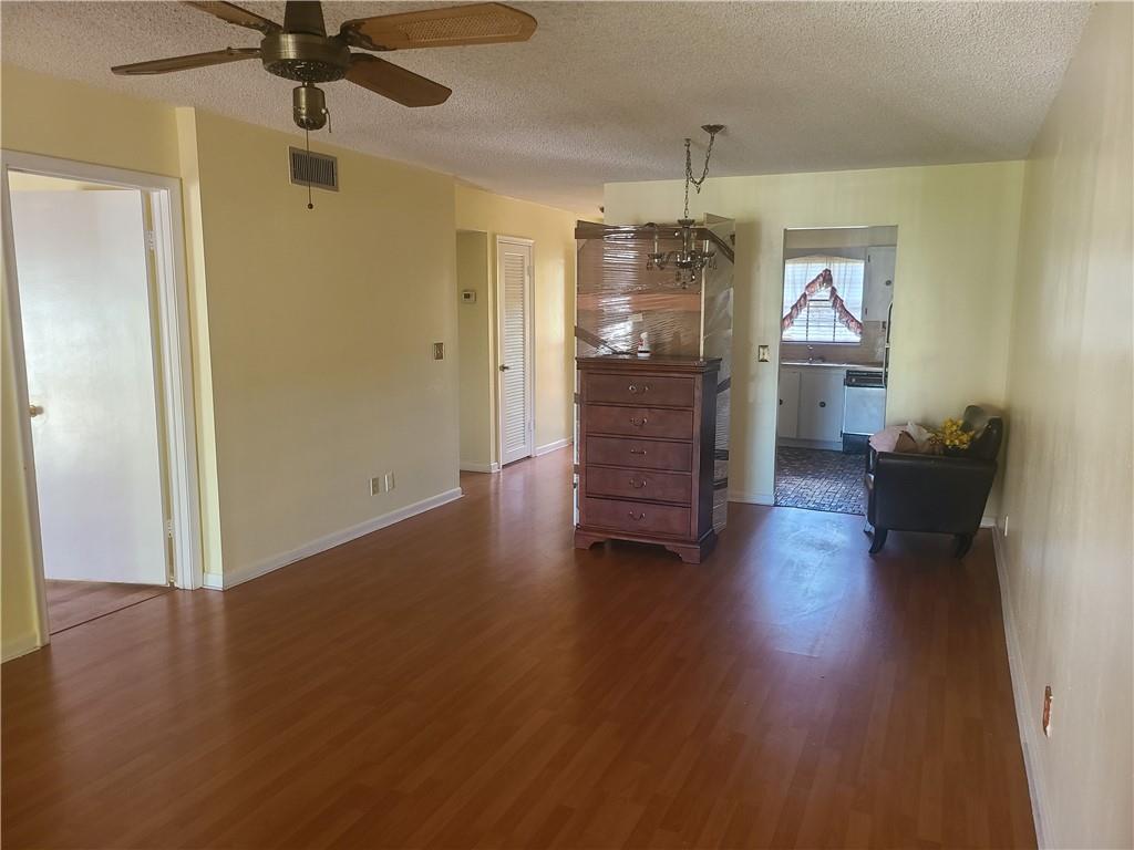 FOREST HILLS NORTH - Residential