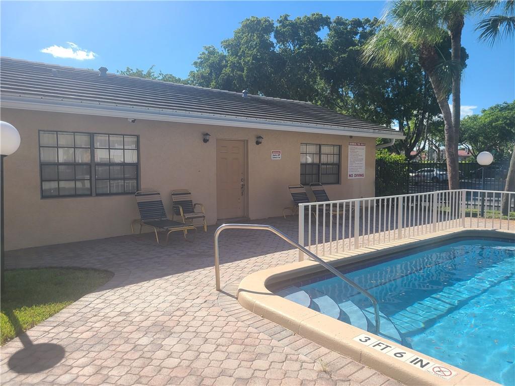 FOREST HILLS NORTH - Residential