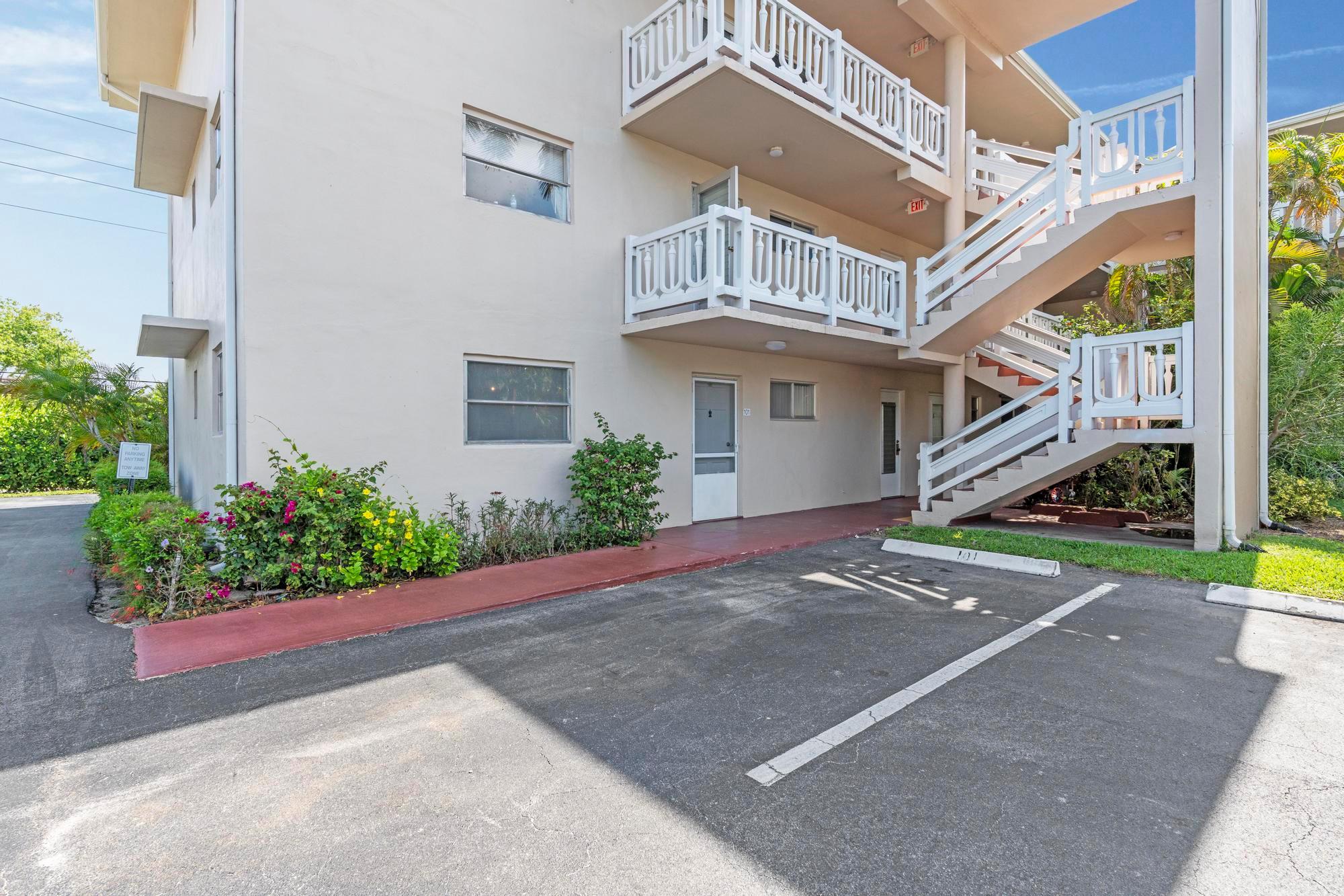 LAKE CLARKE GARDENS CONDO - Residential