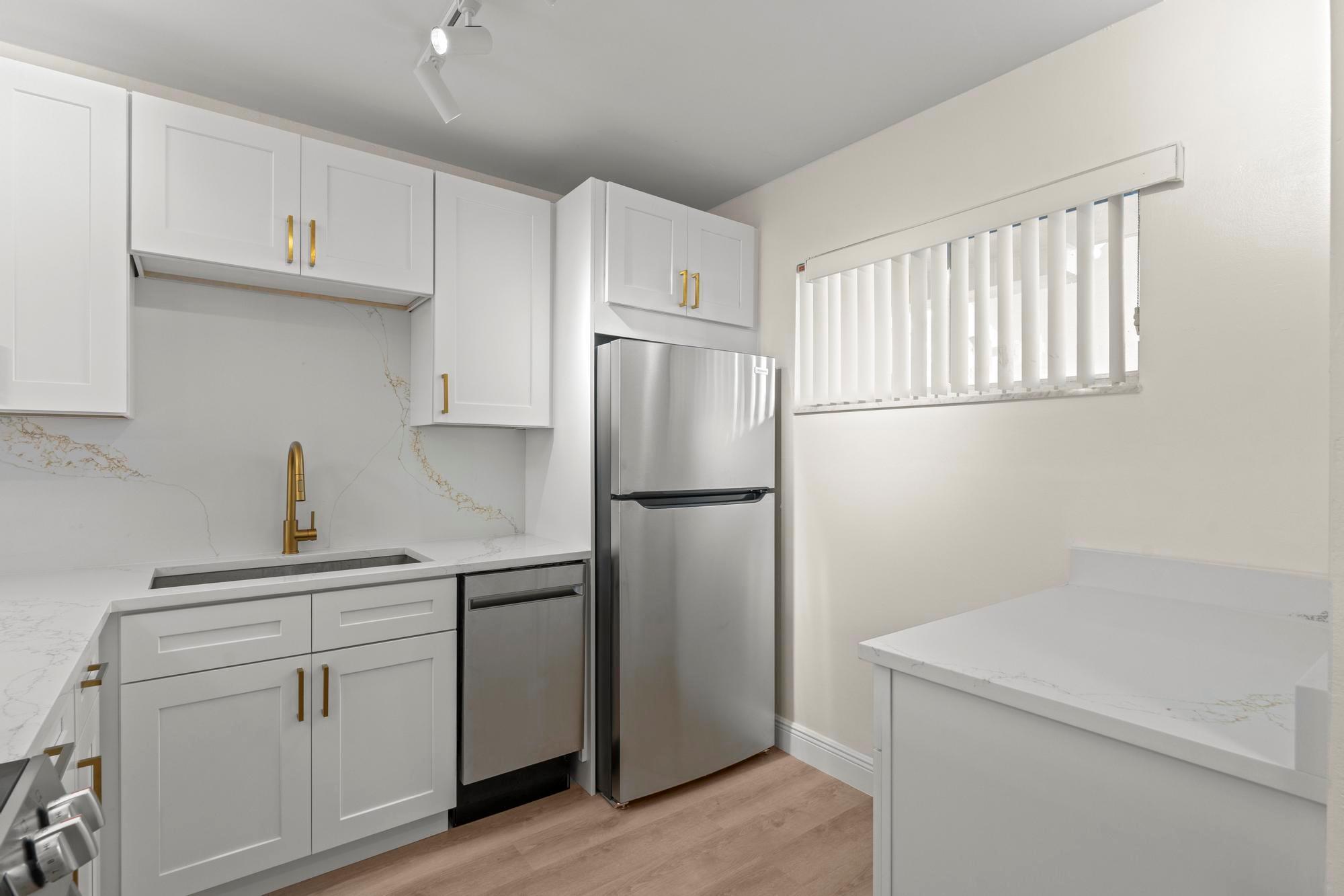 LAKE CLARKE GARDENS CONDO - Residential