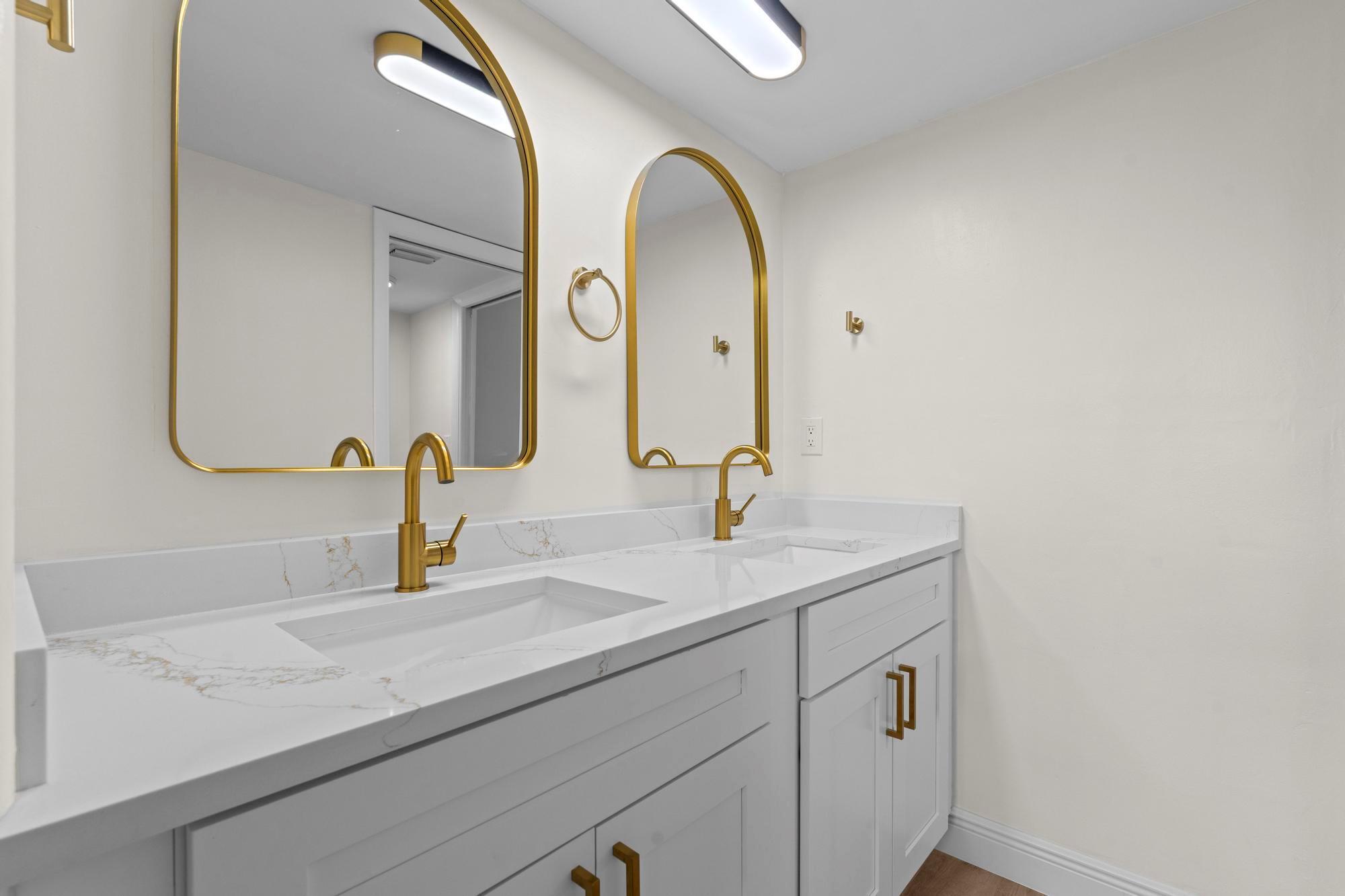 LAKE CLARKE GARDENS CONDO - Residential