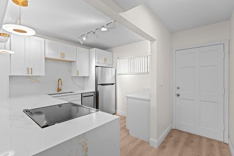 Tiny photo for 2647 Garden Drive #101, Lake Worth, FL 33461 (MLS # R11141133)