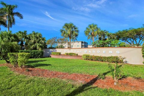 Tiny photo for 2647 Garden Drive #101, Lake Worth, FL 33461 (MLS # R11141133)