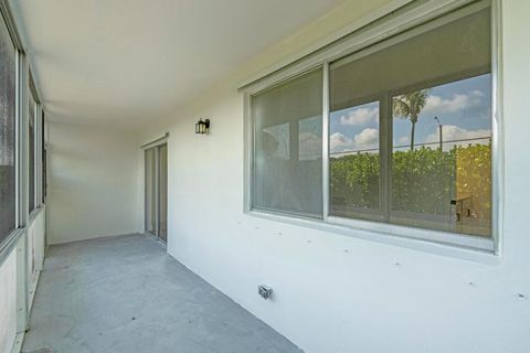 Tiny photo for 2647 Garden Drive #101, Lake Worth, FL 33461 (MLS # R11141133)