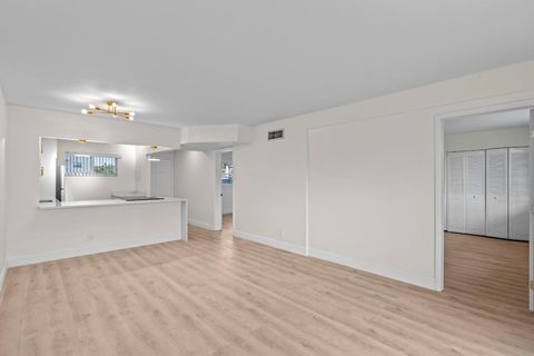 Tiny photo for 2647 Garden Drive #101, Lake Worth, FL 33461 (MLS # R11141133)