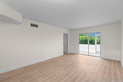Tiny photo for 2647 Garden Drive #101, Lake Worth, FL 33461 (MLS # R11141133)