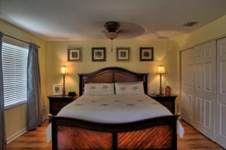 Totally remodeled 3 bedroom, 2.5 bath home with lovely canal views available for season!  Home features a top of the line kitchen, tile and wood floors, large master bedroom and two additional well appointed bedrooms. Convenient location, close to WEF and all equestrian amenities!