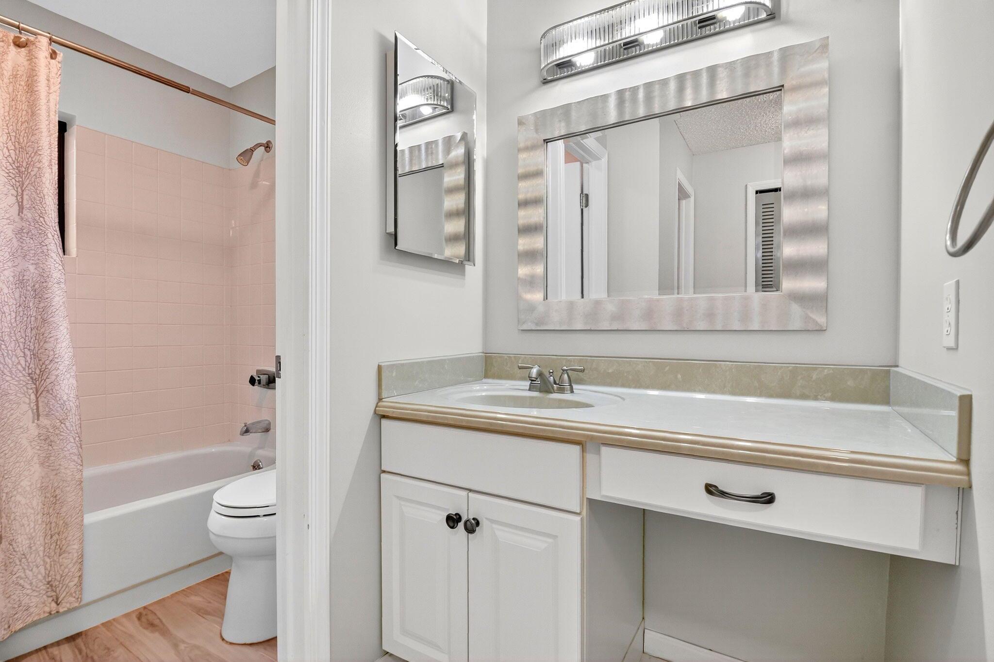 GREENTREE VILLAS CONDO - Residential Lease