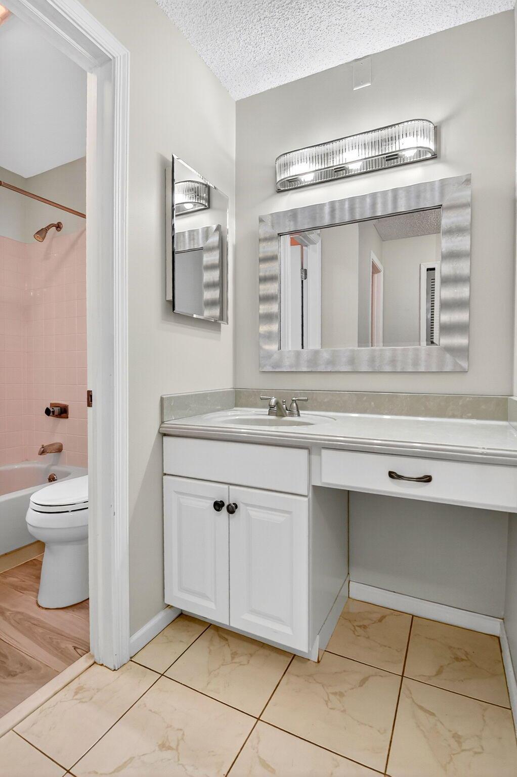 GREENTREE VILLAS CONDO - Residential Lease