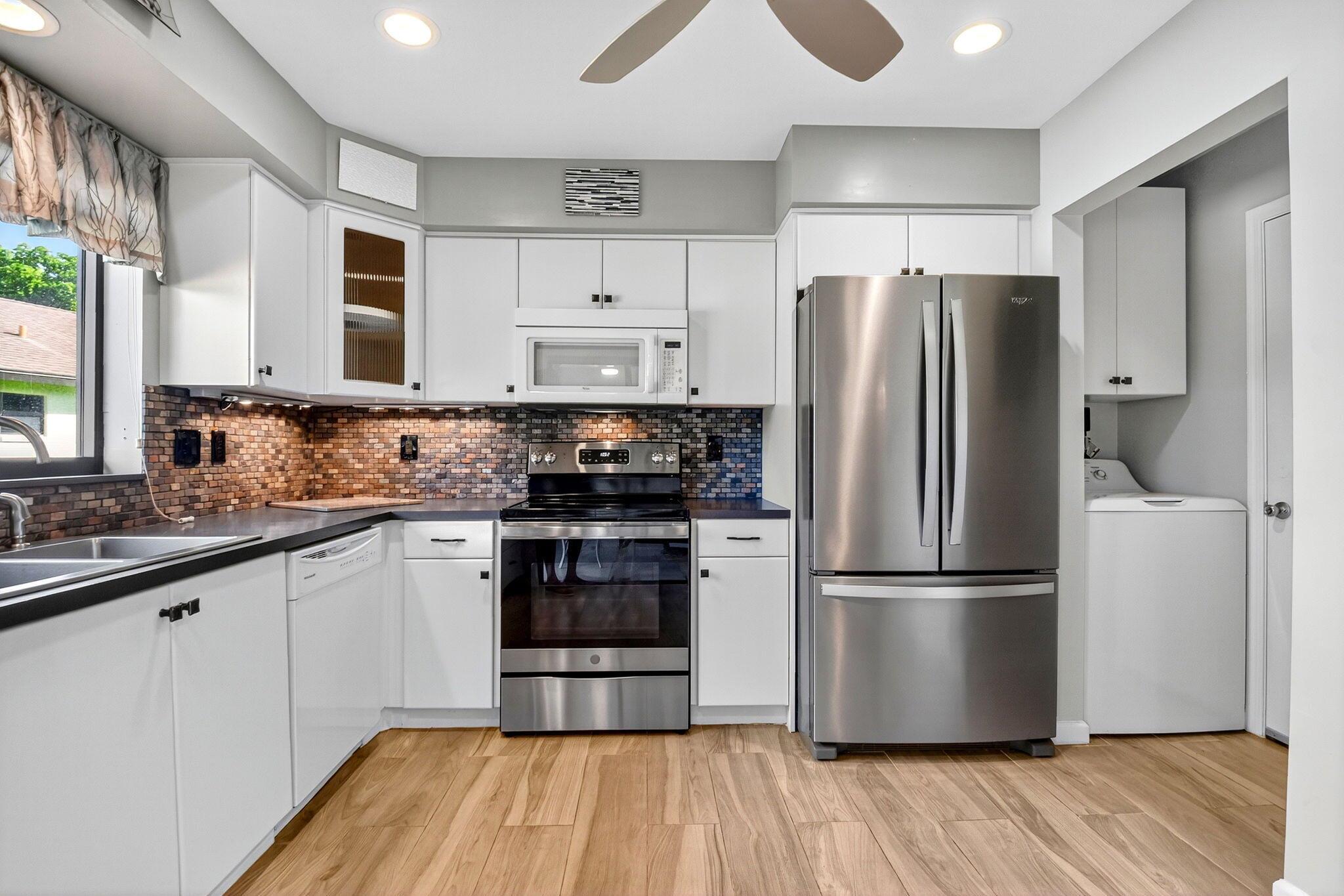 GREENTREE VILLAS CONDO - Residential Lease