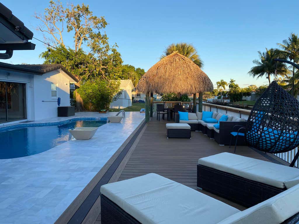 Photo of 6220 SW 14th Street, Plantation, FL 33317 (MLS # B26041531)