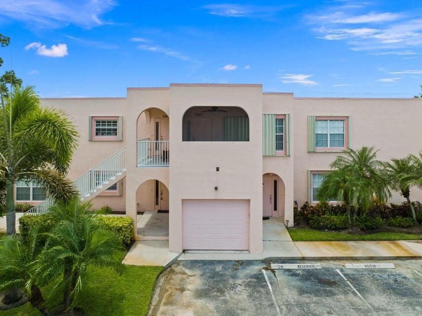 MEADOWS AT PORT ST LUCIE - Residential