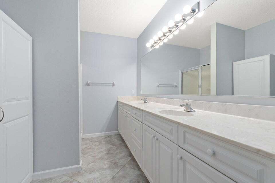 MEADOWS AT PORT ST LUCIE BUILDINGS L/M - Residential