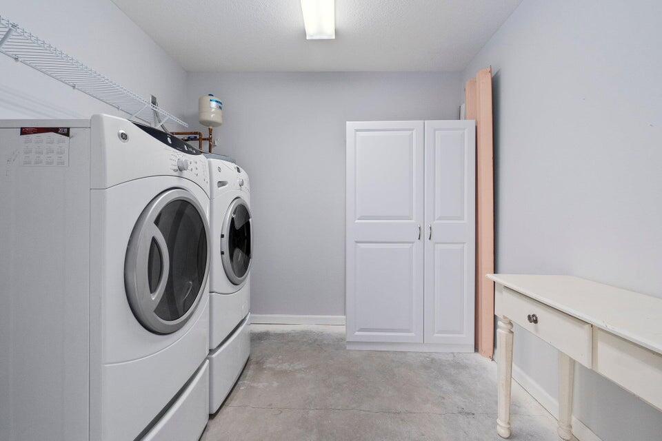 MEADOWS AT PORT ST LUCIE BUILDINGS L/M - Residential