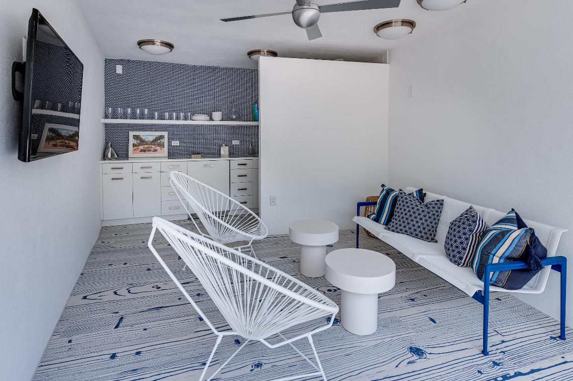 PALM BEACH TOWERS CONDO - Residential