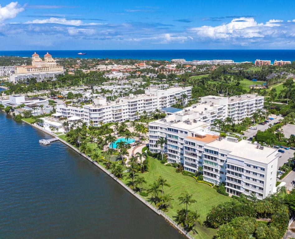 PALM BEACH TOWERS CONDO - Residential