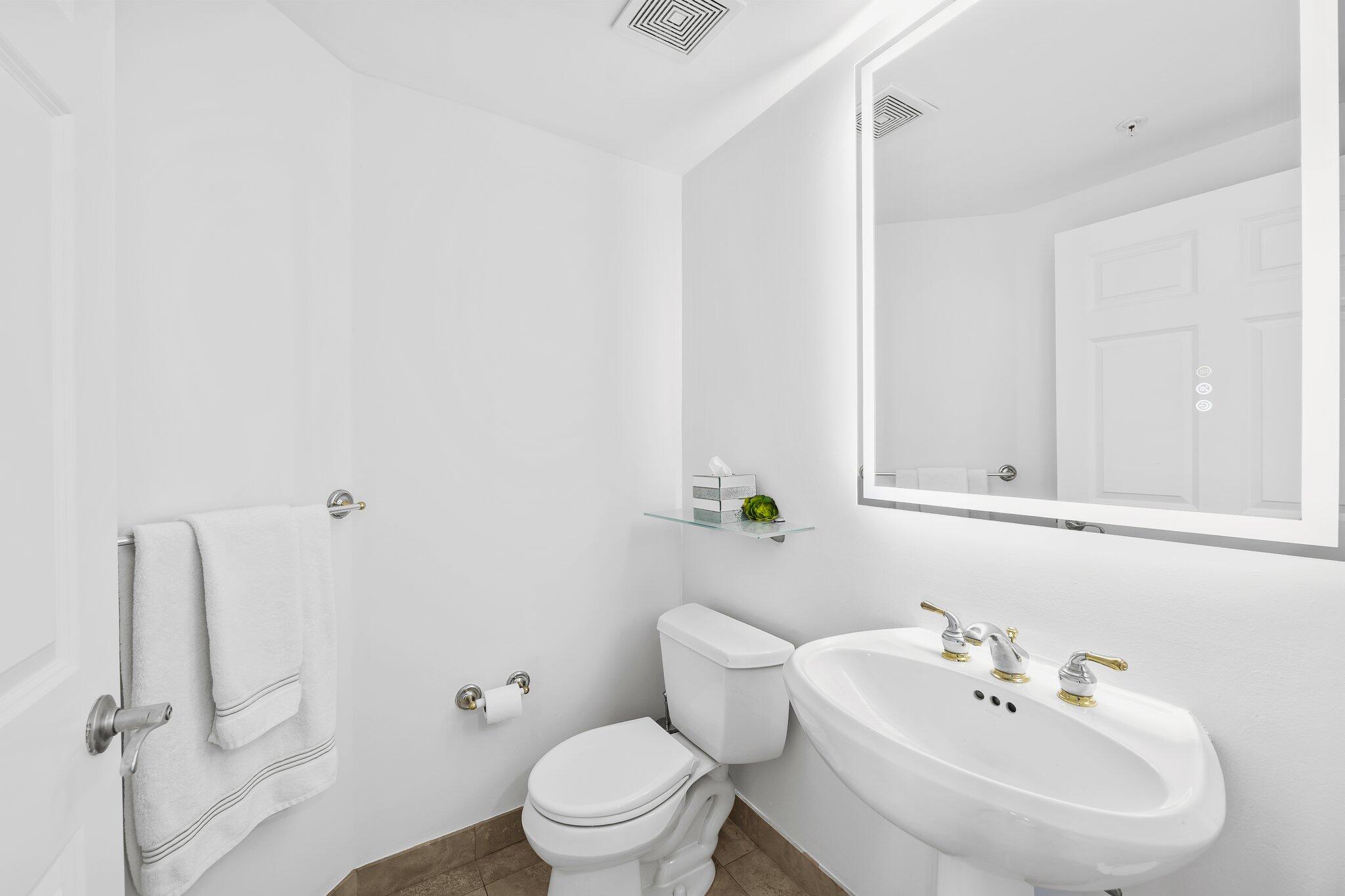 JACKSON TOWER LAS OLAS CONDO - Residential