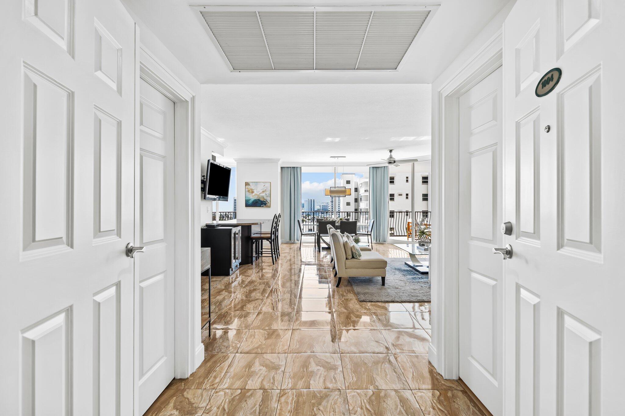 JACKSON TOWER LAS OLAS CONDO - Residential