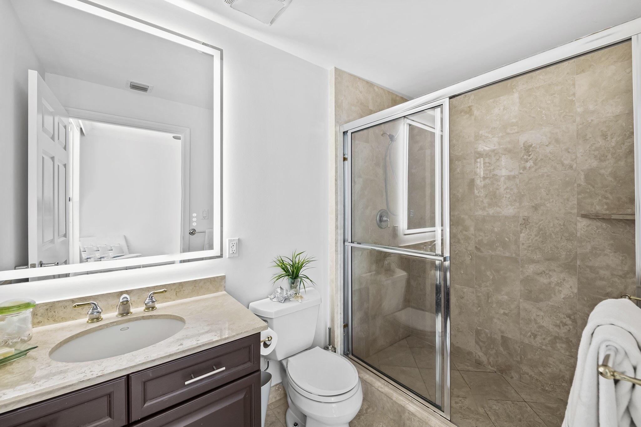 JACKSON TOWER LAS OLAS CONDO - Residential