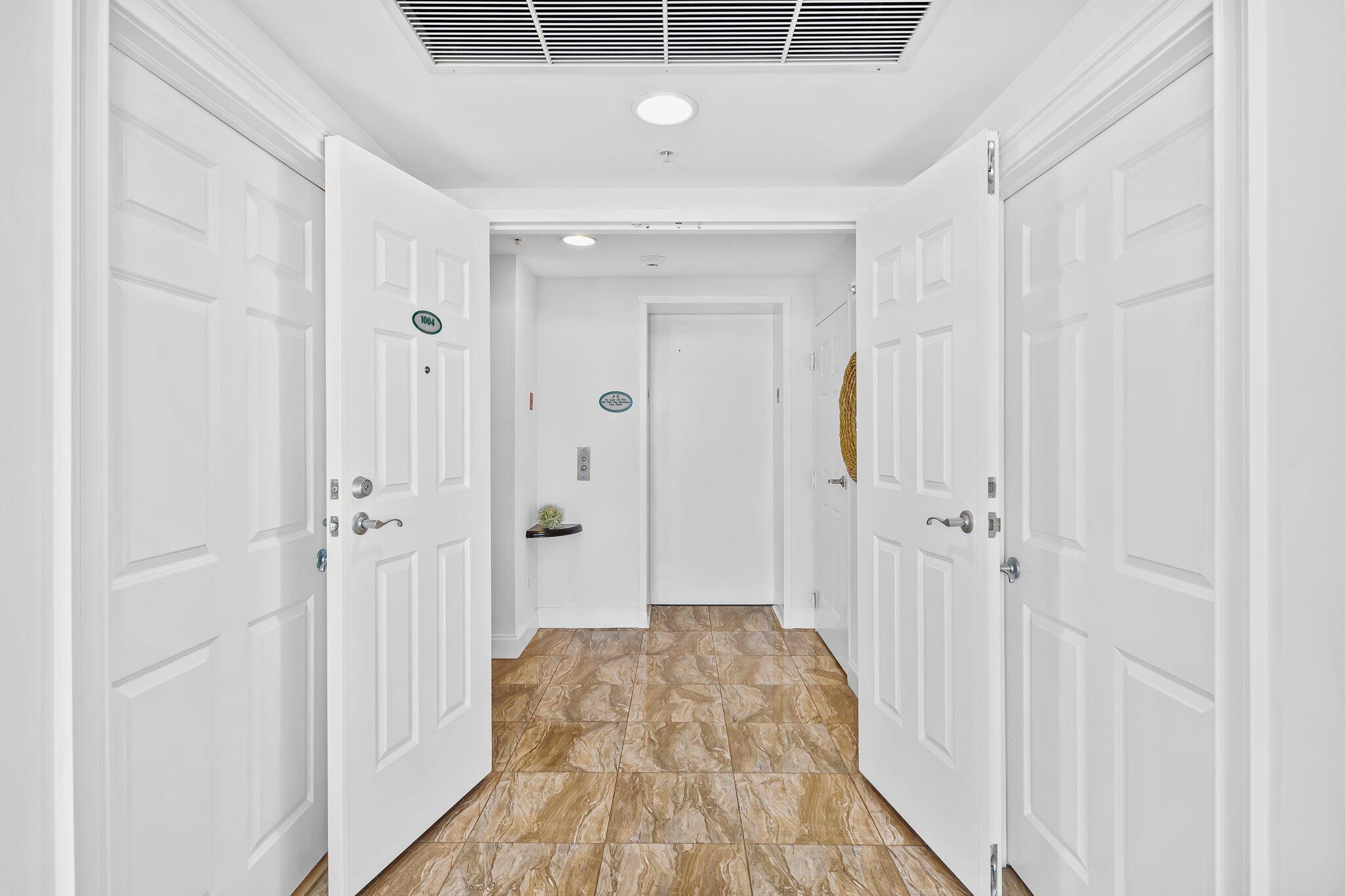 JACKSON TOWER LAS OLAS CONDO - Residential