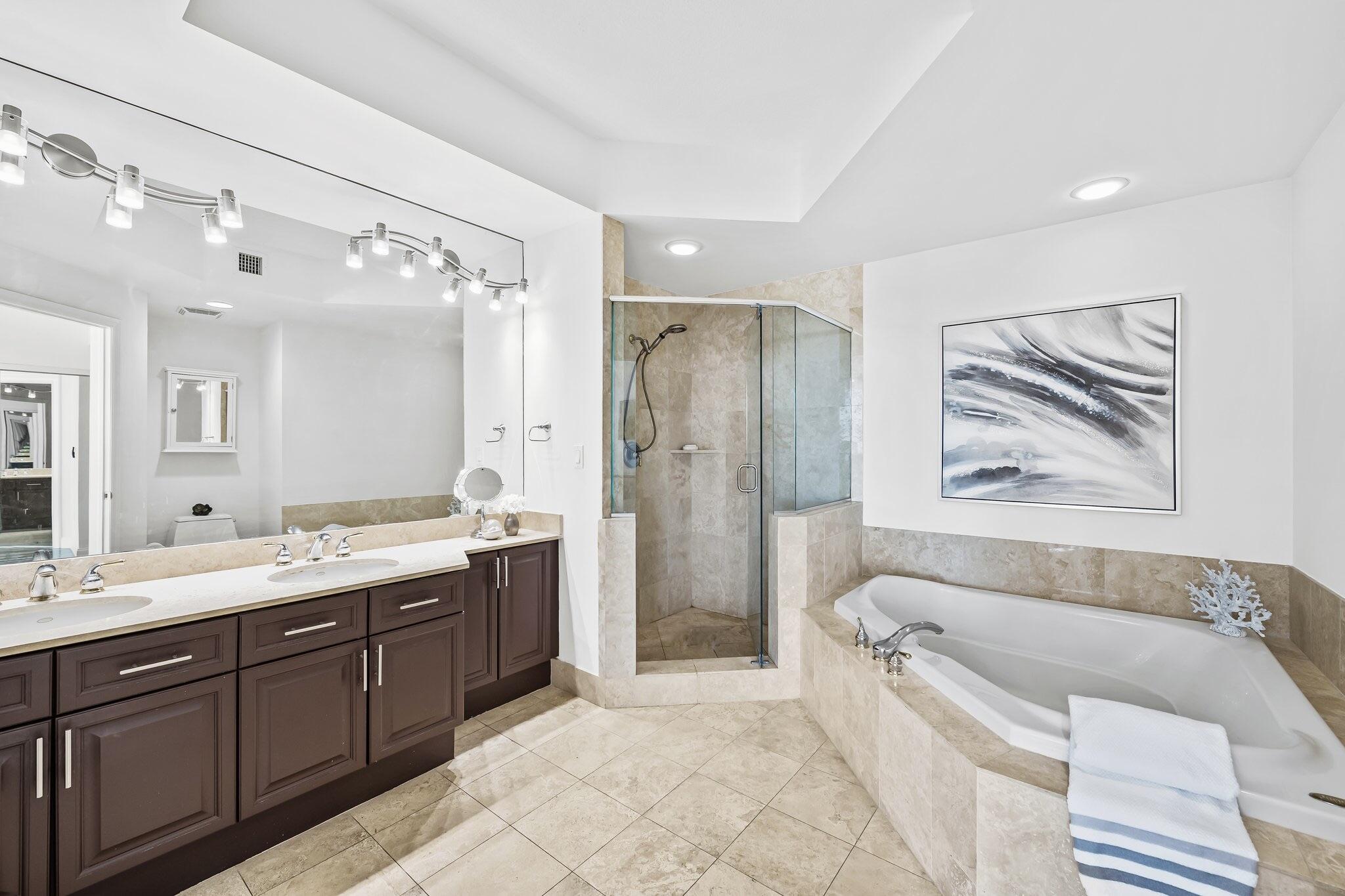 JACKSON TOWER LAS OLAS CONDO - Residential