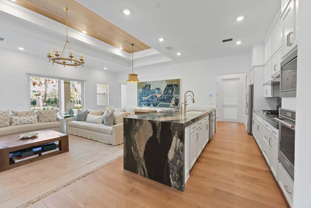 Photo of 10799 STELLAR Circle, Palm Beach Gardens, FL 33412 (MLS # B26059942)