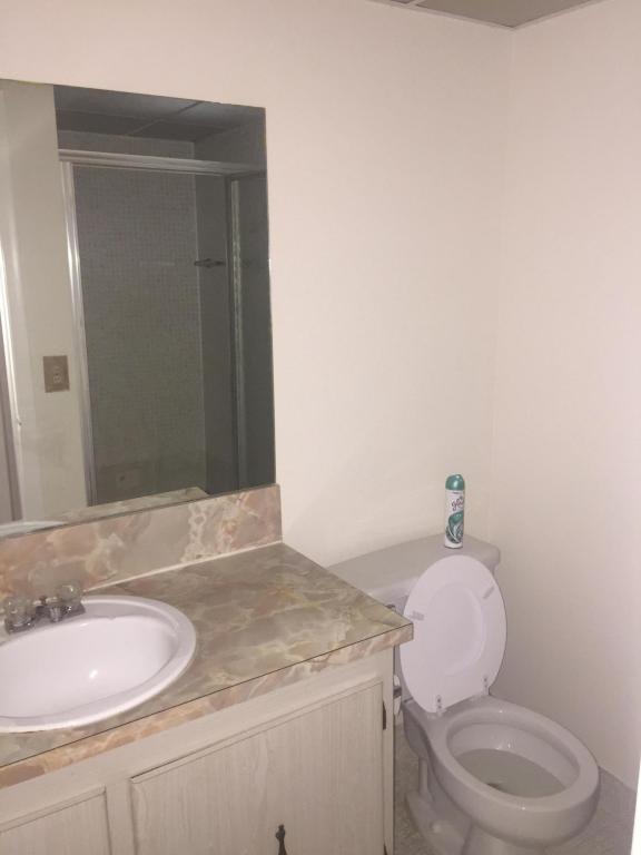 KINGS POINT CAPRI CONDOS - Residential Lease