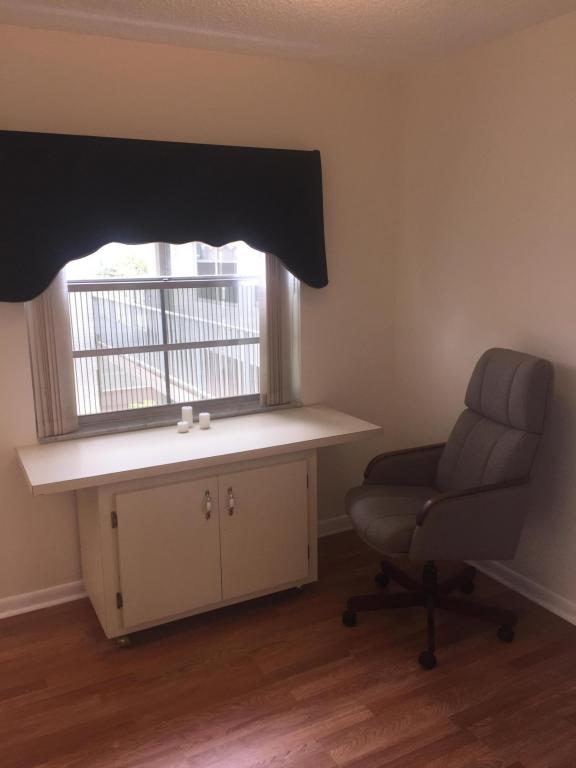 KINGS POINT CAPRI CONDOS - Residential Lease