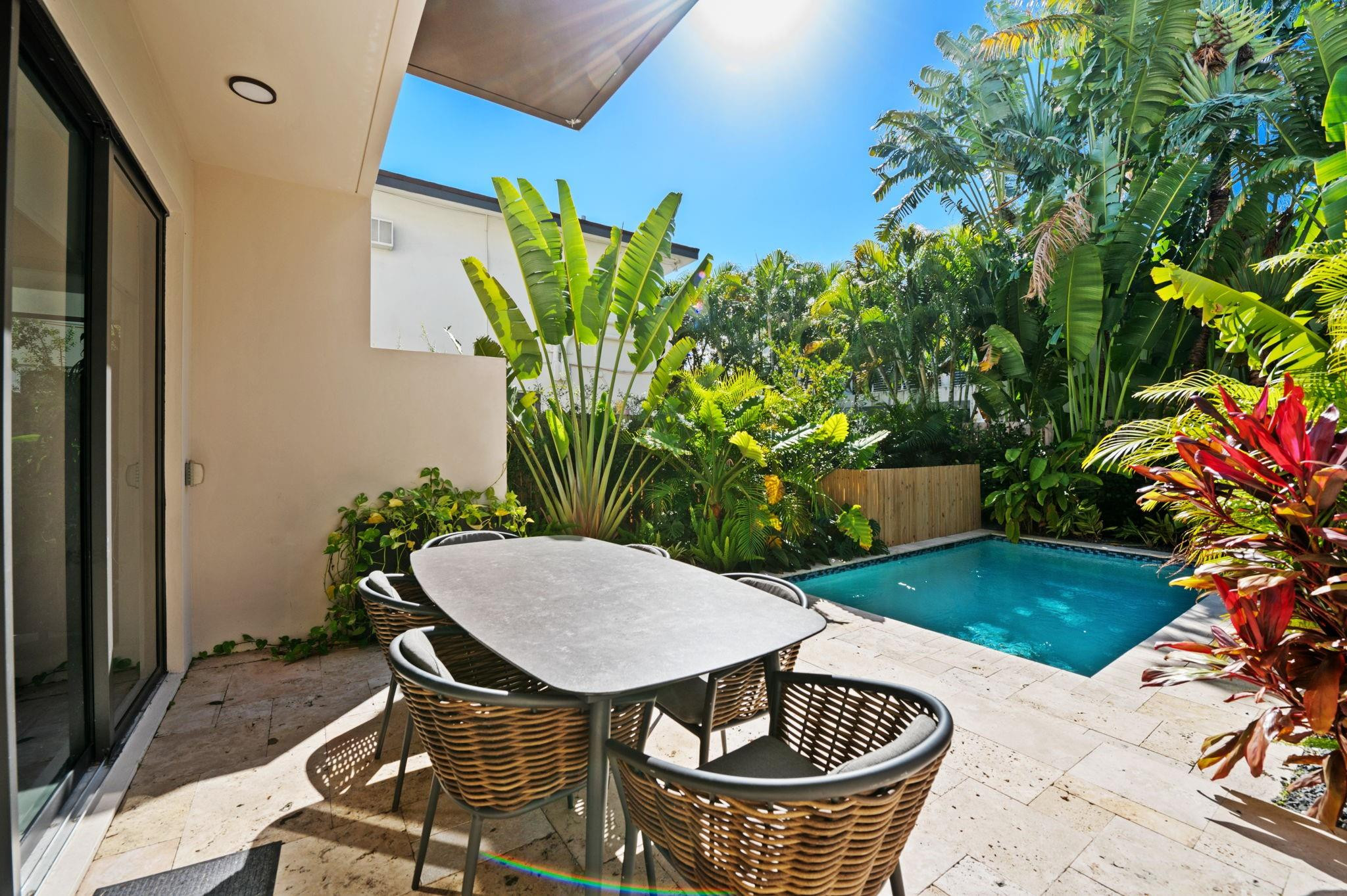 VICTOIRA PARK TOWNHOMES - Residential