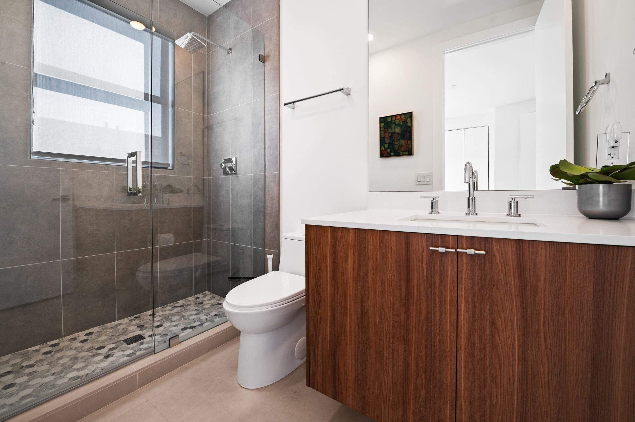 VICTOIRA PARK TOWNHOMES - Residential