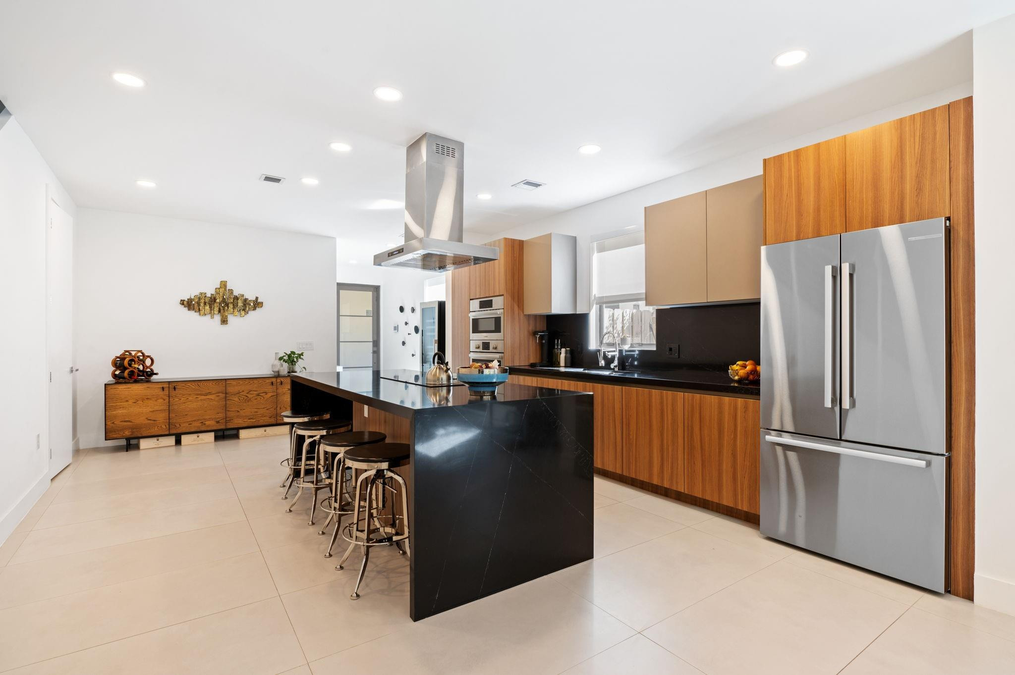 VICTOIRA PARK TOWNHOMES - Residential